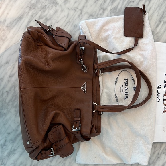 Prada shoulder bag Vitello Daino Buckle with coin purse attachment - Picture 3 of 17